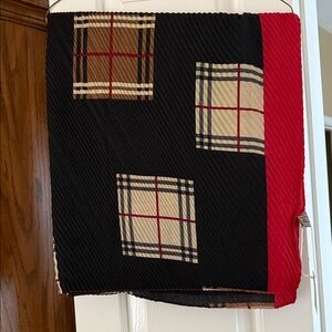 Plaid Patterned Scarf